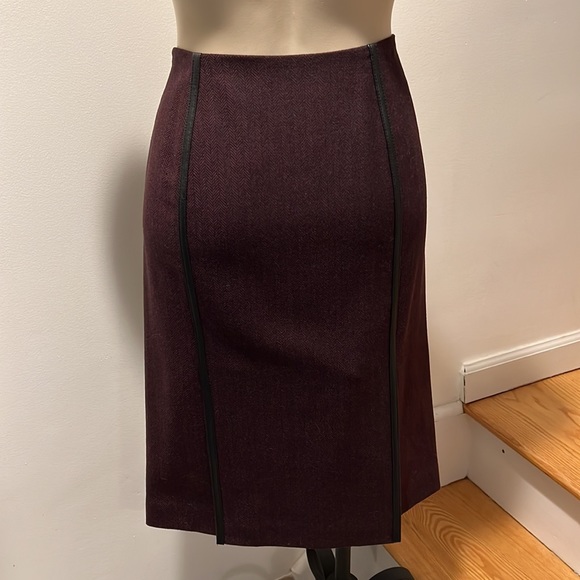 ANN TAYLOR LOFT HERRINGBONE SKIRT w/LEATHER STRIPES - Picture 6 of 10